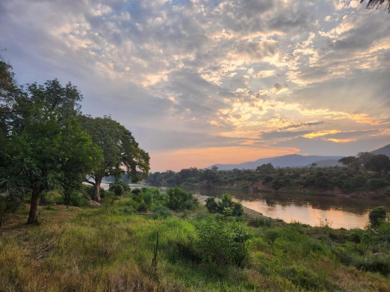 River Cottage Lodge Malalane Bagian luar foto
